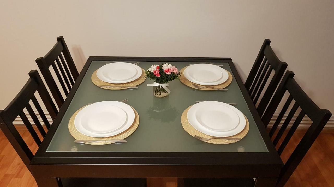 Central Park Apartments Brasov Bagian luar foto